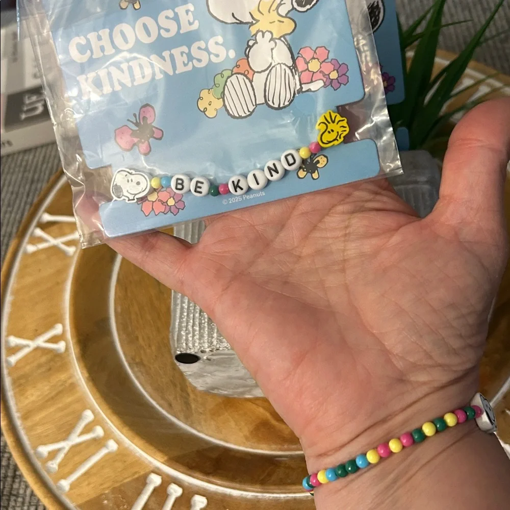 Peanuts Be Kind friendship Bracelet Snoopy and Woodstock NEW - Picture 5 of 8